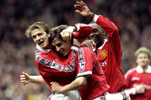 样的背景下 样的背景下